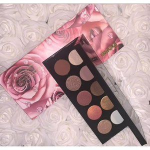 Pat McGrath Labs Mothership VII: Divine Rose I Palette Black Case